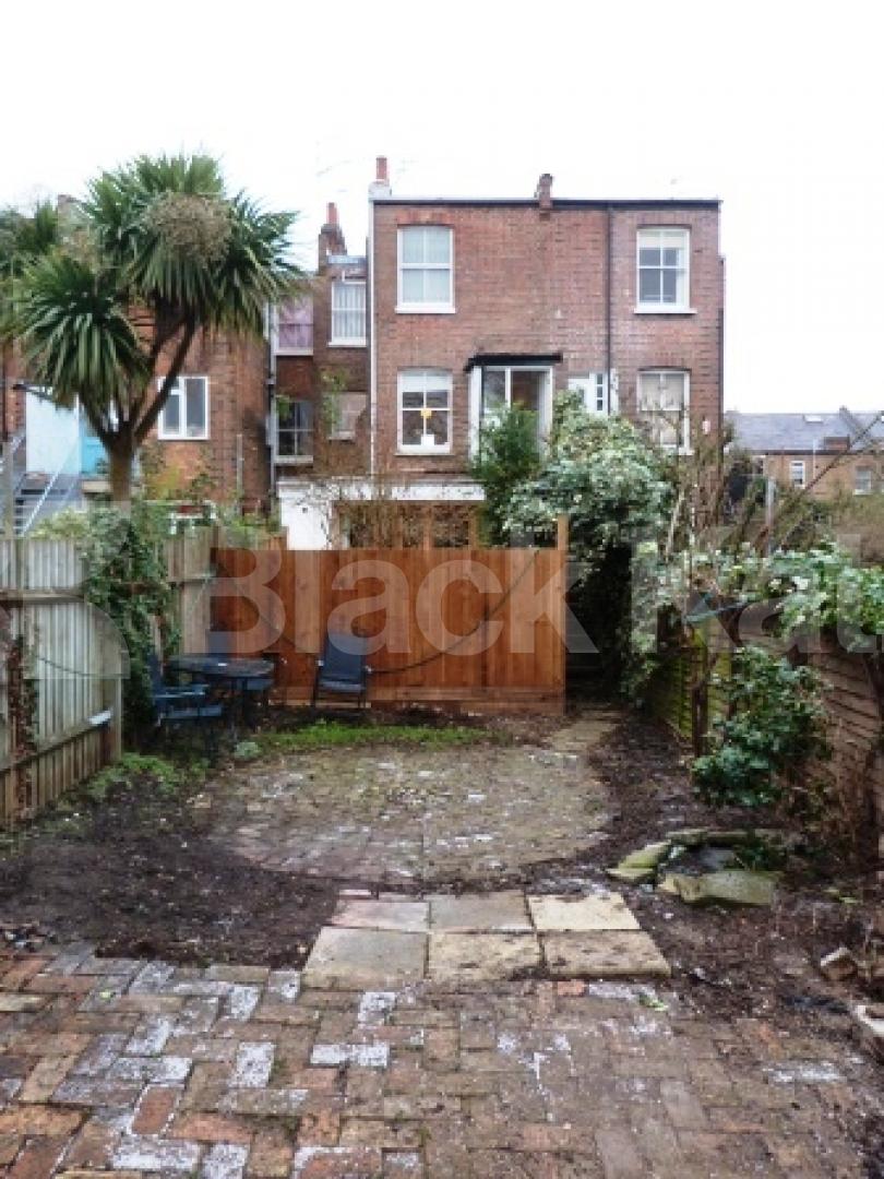 			NEW INSTRUCTION!, 1 Bedroom, 1 bath, 1 reception Flat			 Rathcoole Gardens, Crouch End/Hornsey