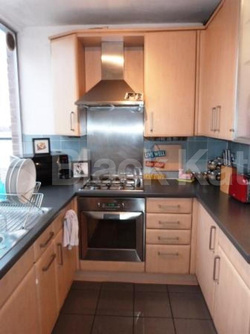 			1 Bedroom, 1 bath, 1 reception Flat			 Avenue Road, Crouch End