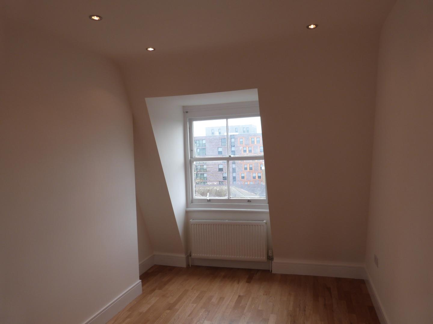			HEART OF WEST HAMPSTEAD!, 3 Bedroom, 1 bath, 1 reception Flat			 West End Lane, WEST HAMPSTEAD 