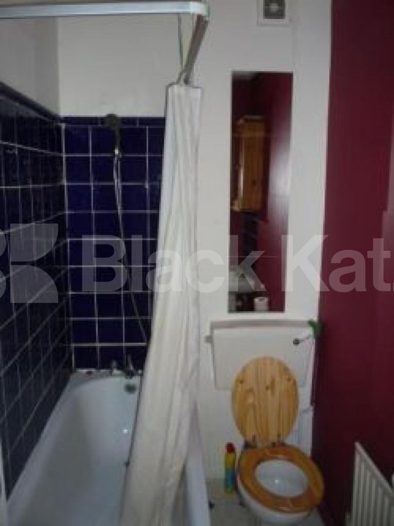 			1 Bedroom, 1 bath, 1 reception Flat			 Hornsey Lane Gardens, HIGHGATE