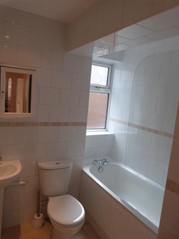 			SOUGHT AFTER DEVELOPMENT, 2 Bedroom, 1 bath, 1 reception Flat			 Hendon Lane, FINCHLEY CENTRAL