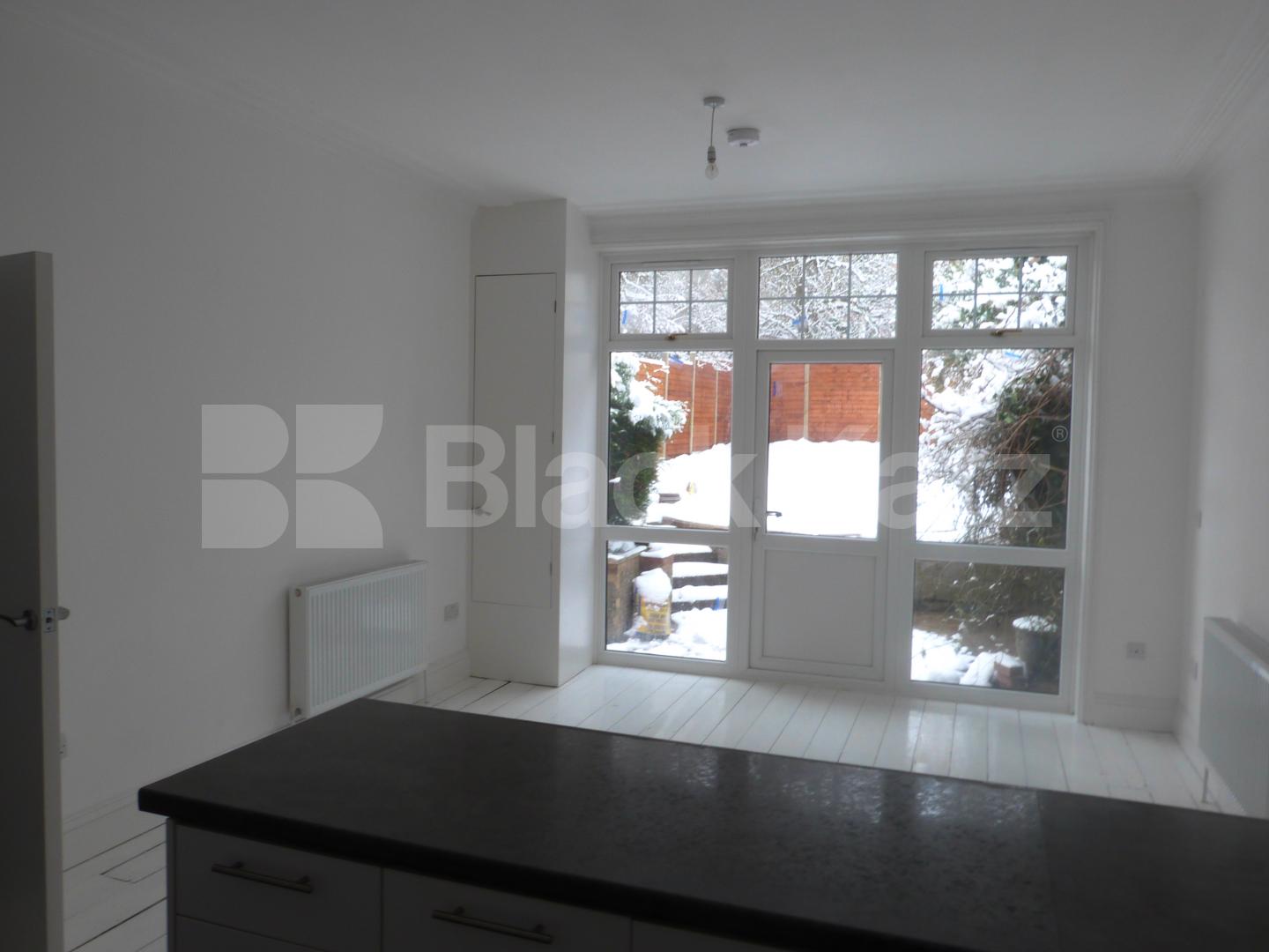 			3 Bedroom, 1 bath, 1 reception Ground Floor Flat			 Creighton Avenue, Muswell Hill