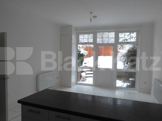 			3 Bedroom, 1 bath, 1 reception Ground Floor Flat			 Creighton Avenue, Muswell Hill