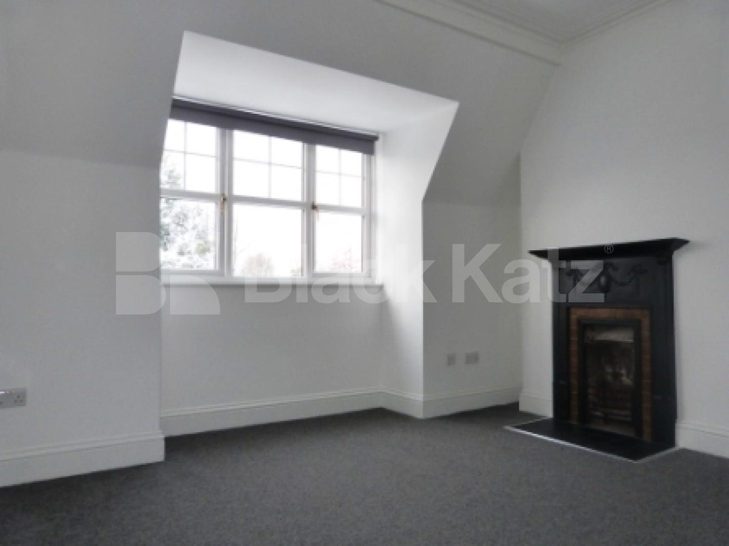 			2 Bedroom, 1 bath, 1 reception Flat			 Creighton Avenue, Muswell Hill