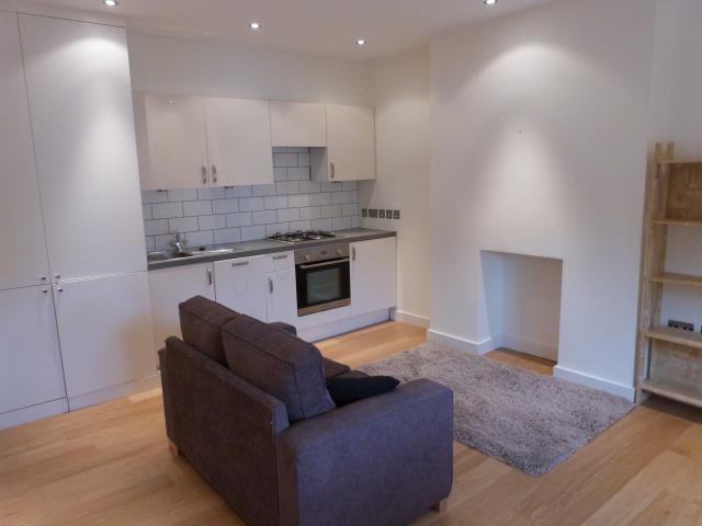 			1 Bedroom, 1 bath, 1 reception Flat			 Mowbray Road, KILBURN