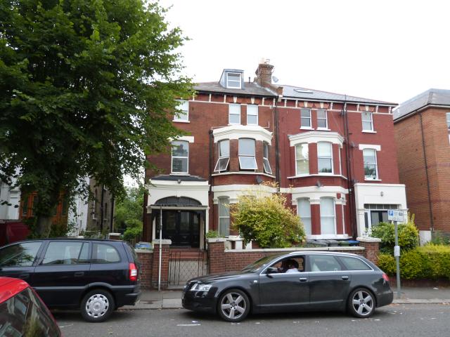 			1 Bedroom, 1 bath, 1 reception Flat			 Mowbray Road, KILBURN