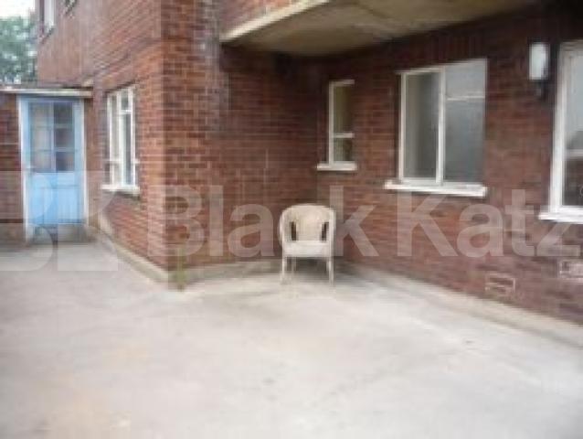 			LET!, 2 Bedroom, 1 bath, 1 reception Flat			 Ashfield Parade, Southgate