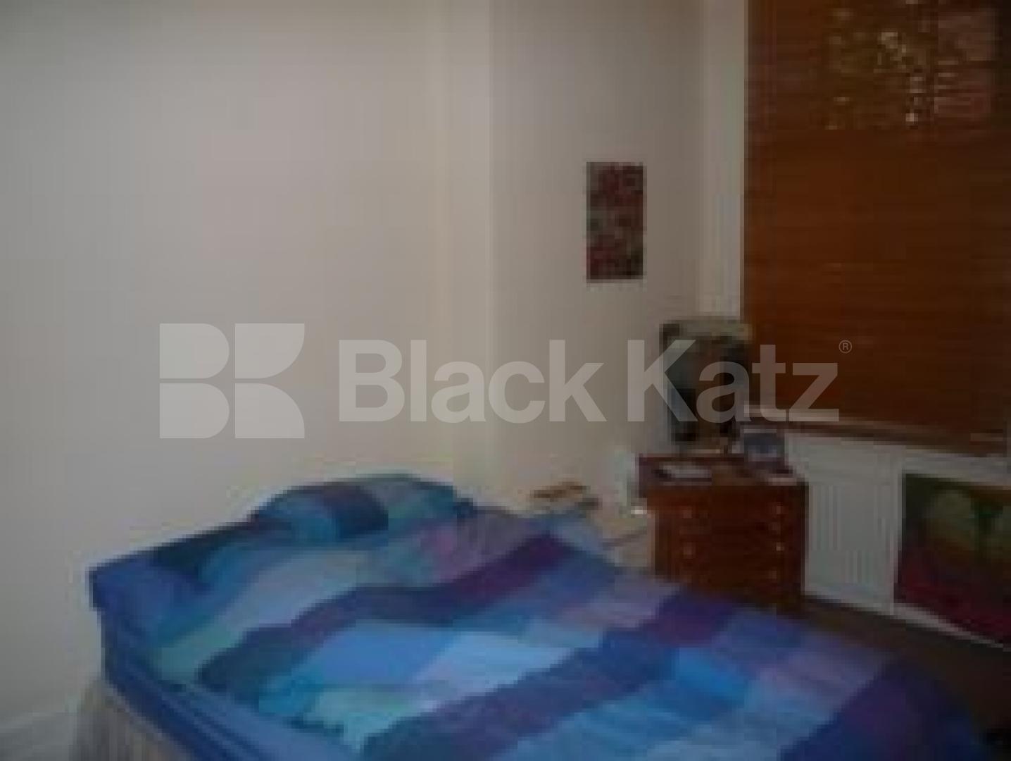 			3 Bedroom, 1 bath, 1 reception Apartment			 Linden Mansions, HIGHGATE