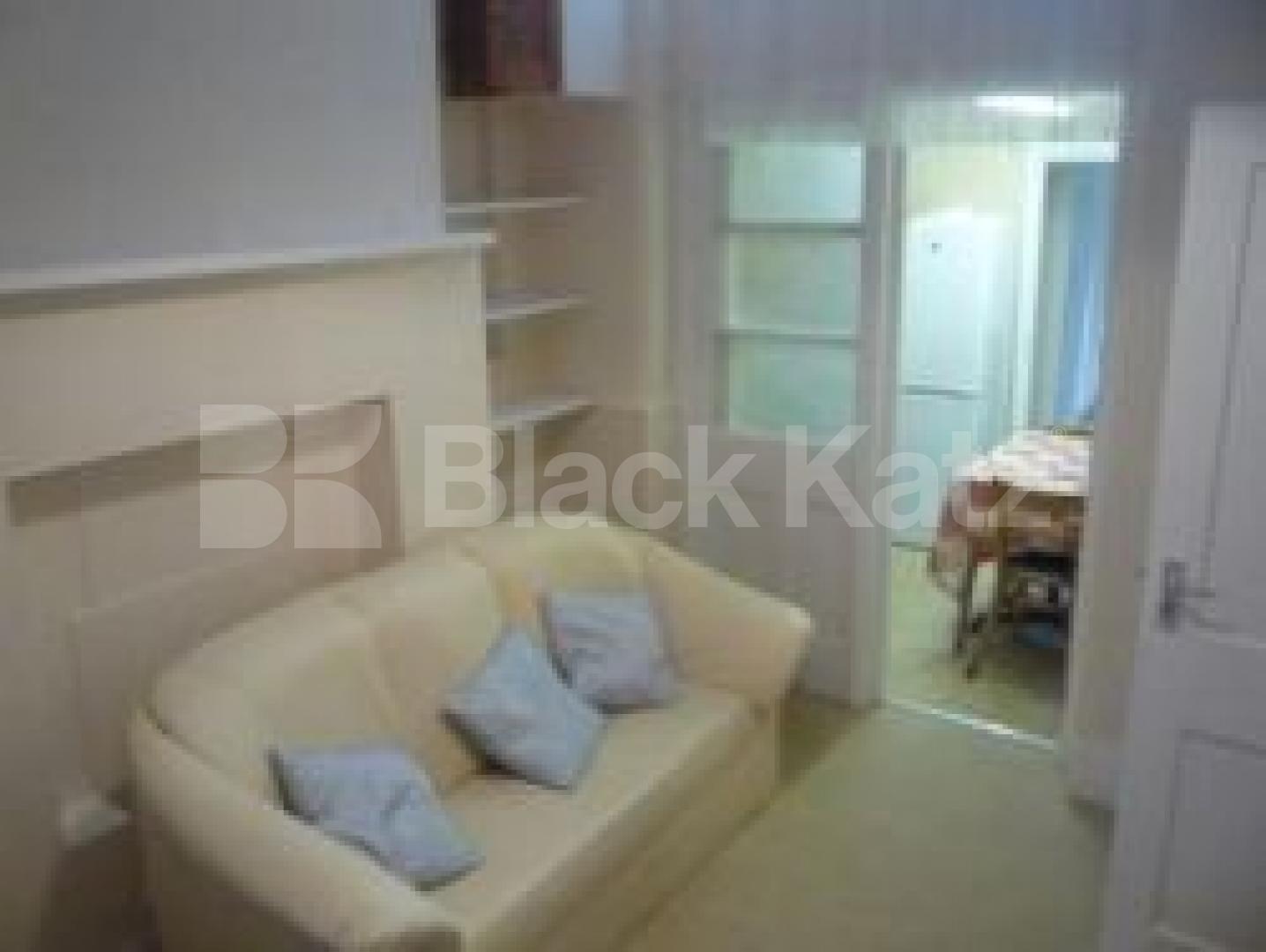 			2 Bedroom, 1 bath, 1 reception Ground Floor Flat			 Palace Road, CROUCH END