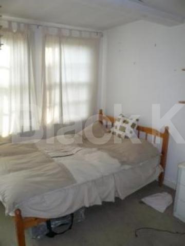 			3 Bedroom, 1 bath, 1 reception Flat			 Kings Avenue, Muswell Hill