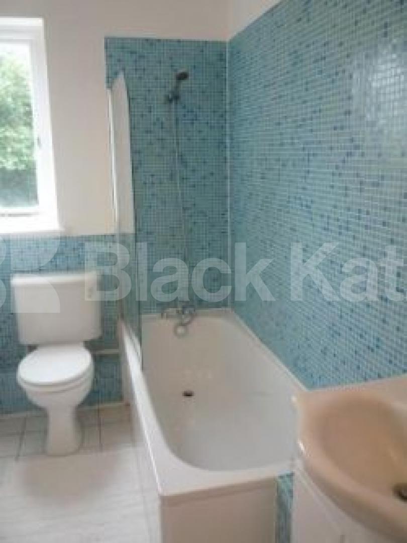 			Beauiful new flat!, 2 Bedroom, 1 bath, 1 reception Flat			 Hornsey lane, Highgate