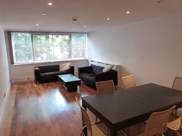 			ULTRA MODERN PROPERTY, 3 Bedroom, 1 bath, 1 reception Flat			 Belsize Grove, BELSIZE PARK