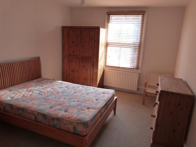 			2 Bedroom, 1 bath, 1 reception Flat			 Savernake Road, BELSIZE PARK/HAMPSTEAD HEATH