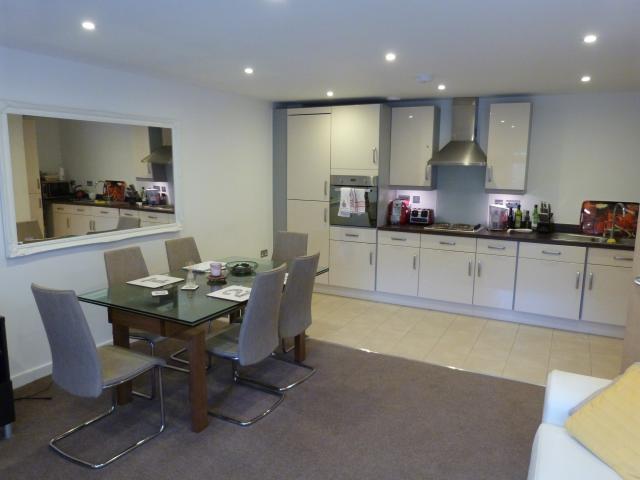 			2 Bedroom, 1 bath, 1 reception Flat			 Priory Road, WEST HAMPSTEAD