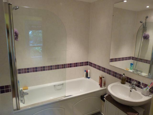 			2 Bedroom, 1 bath, 1 reception Flat			 Priory Road, WEST HAMPSTEAD