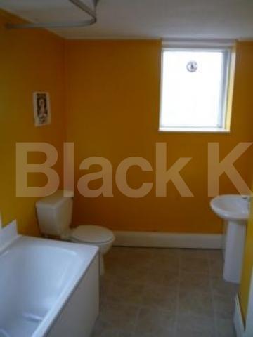 			3 Bedroom, 1 bath, 1 reception Flat			 Devonshire House, Crouch End