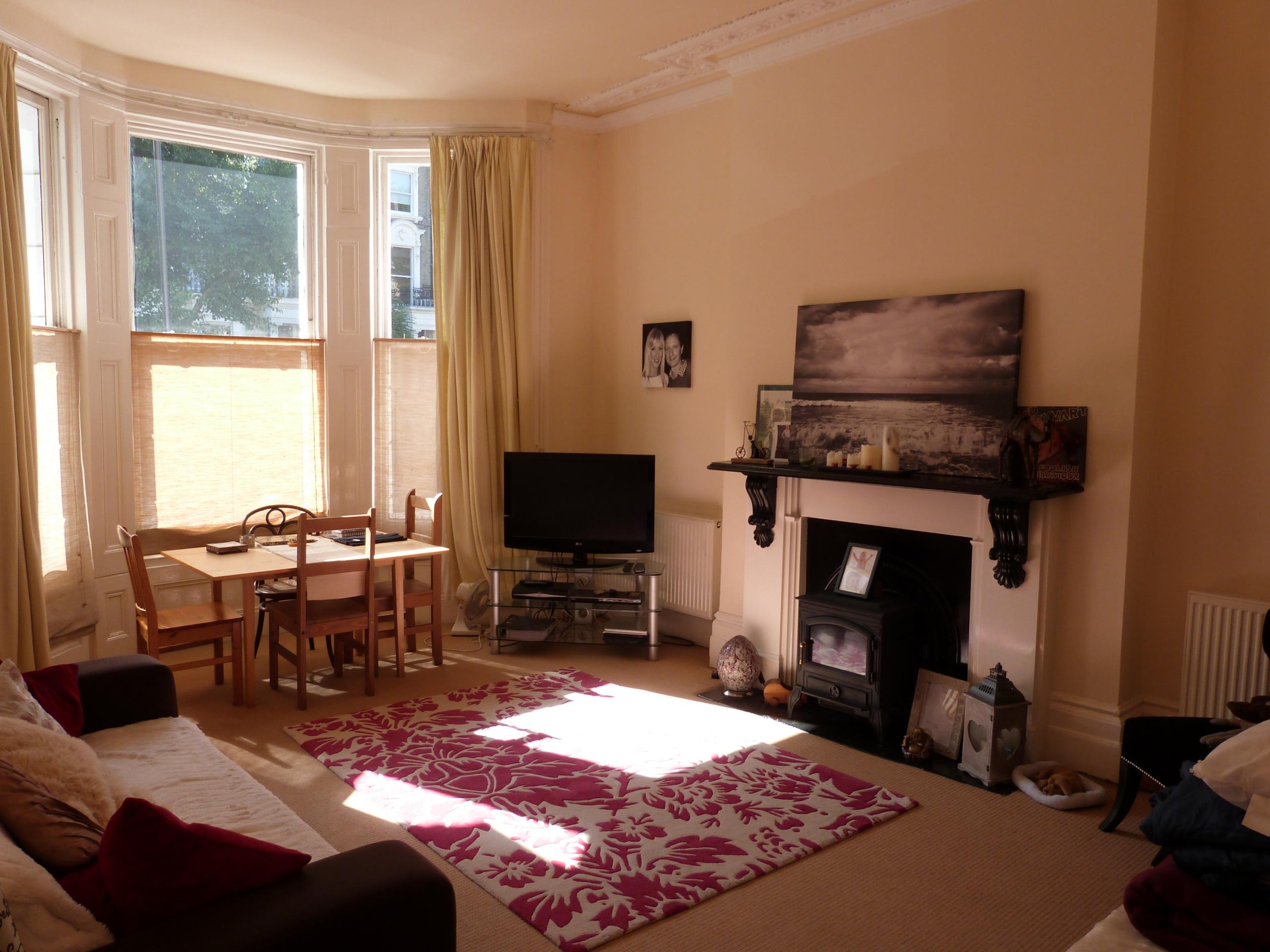 			STUNNING PERIOD FEATURES THROUGHOUT, 1 Bedroom, 1 bath, 1 reception Flat			 Sutherland Avenue, MAIDA VALE W9