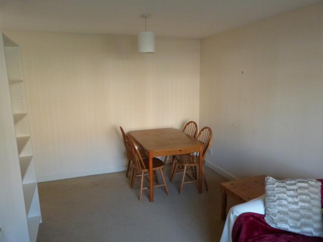 			OFF STREET PARKING!, 1 Bedroom, 1 bath, 1 reception Flat			 Dairyman Close, CRICKLEWOOD