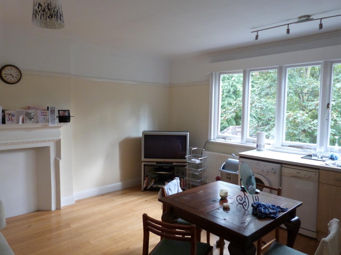 			ALL UTILITIES INCLUDED AS WELL AS WIFI!, 4 Bedroom, 1 bath, 1 reception Flat			 Teignmouth Road, WILLESDEN GREEN