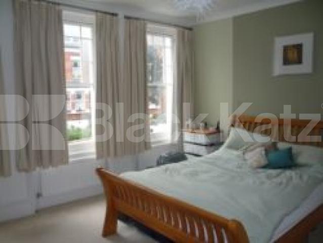 			UNIQUE PROPERTY!, 2 Bedroom, 1 bath, 1 reception Flat			 Hillfield Avenue, CROUCH END