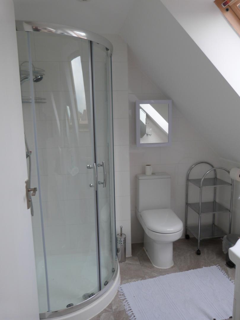 			BRAND NEW REFURB!, 1 Bedroom, 1 bath, 1 reception Flat			 Chatsworth Road, KILBURN