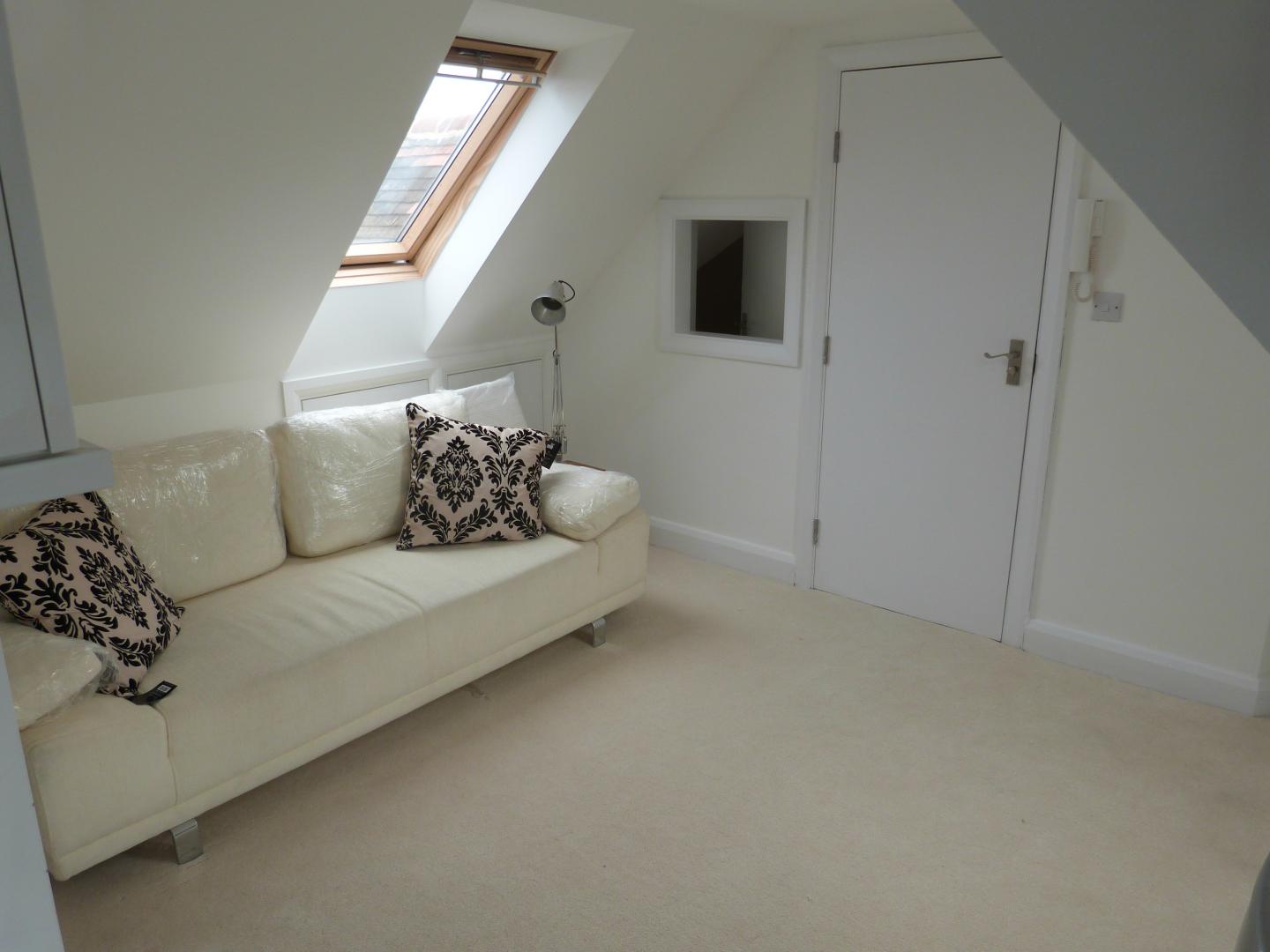 			BRAND NEW REFURB!, 1 Bedroom, 1 bath, 1 reception Flat			 Chatsworth Road, KILBURN