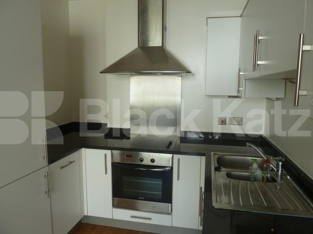 			New Instruction, 1 Bedroom, 1 bath, 1 reception Apartment			 Hamond Square, Hoxton