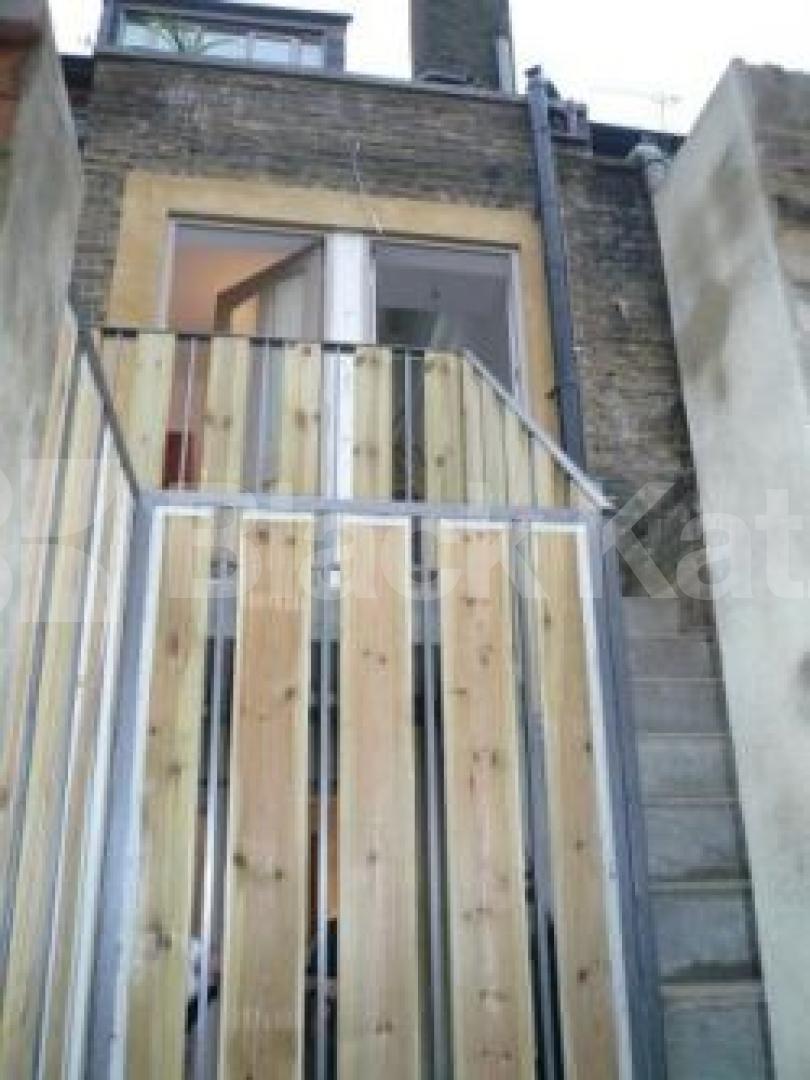 			2 Bedroom, 1 bath, 1 reception Flat			 Crouch Hill, CROUCH END