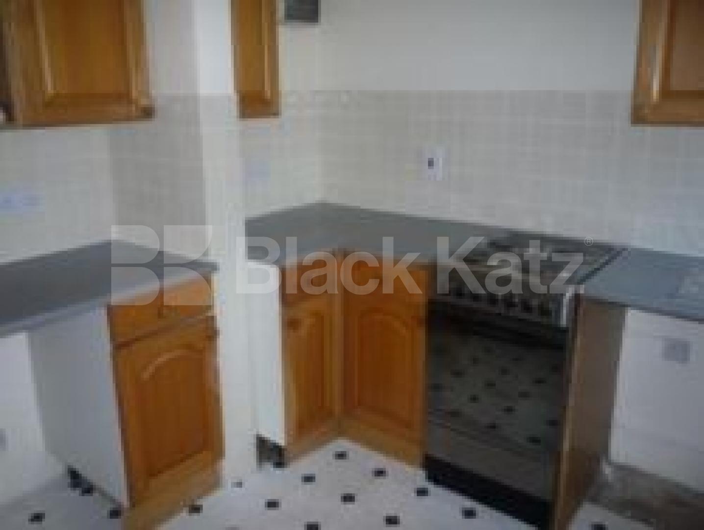 			2 Bedroom, 1 bath, 1 reception Flat			 Wilton Court, MUSWELL HILL