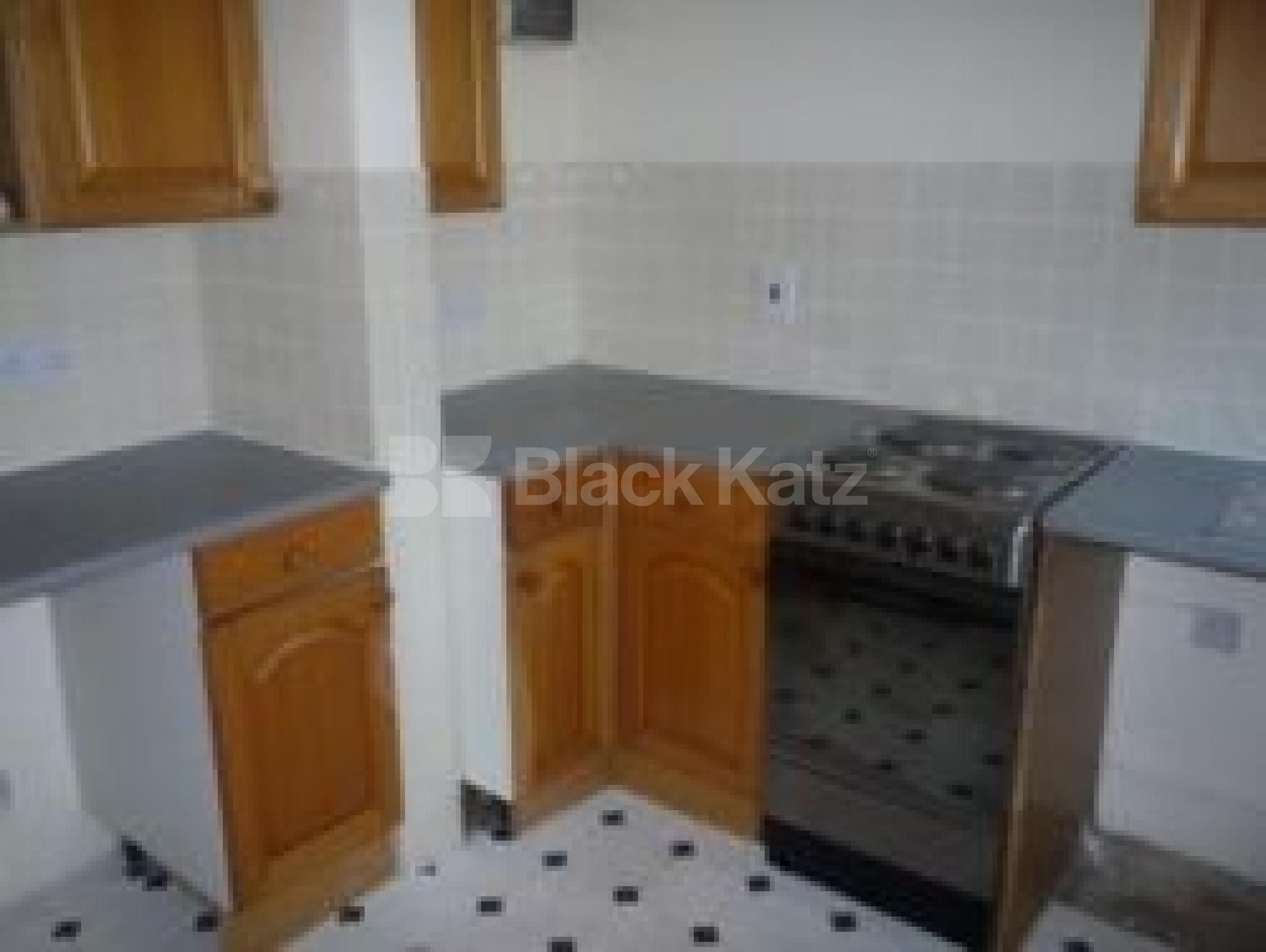 			2 Bedroom, 1 bath, 1 reception Flat			 Wilton Court, MUSWELL HILL N10