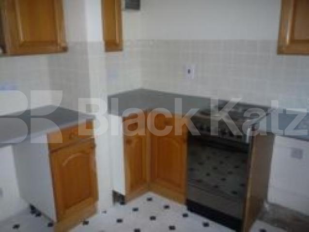 			2 Bedroom, 1 bath, 1 reception Flat			 Wilton Court, MUSWELL HILL