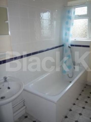 			2 Bedroom, 1 bath, 1 reception Flat			 Wilton Court, MUSWELL HILL