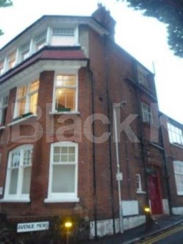 			VERY UNIQUE!, 1 Bedroom, 1 bath, 1 reception Flat			 Avenue Mews, MUSWELL HILL N10