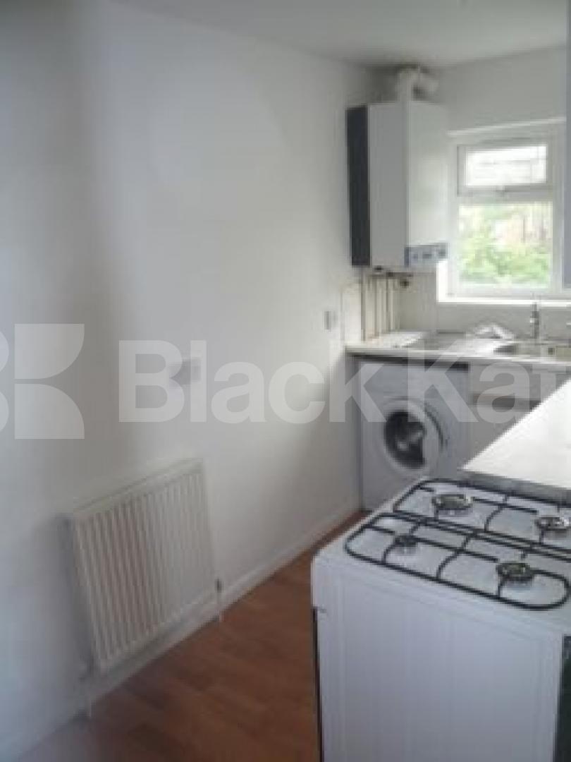			LET!, 2 Bedroom, 1 bath, 1 reception Flat			 Inderwick Road, Crouch End