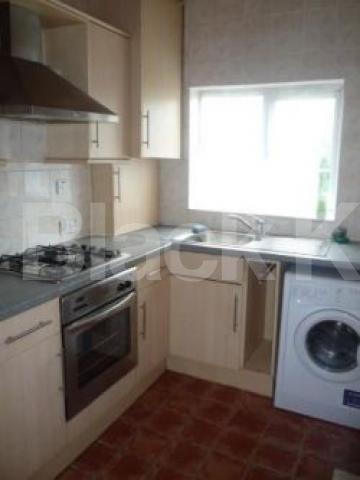 			Bargain!, 2 Bedroom, 1 bath, 1 reception Ground Floor Flat			 Crown Road, Muswell Hill