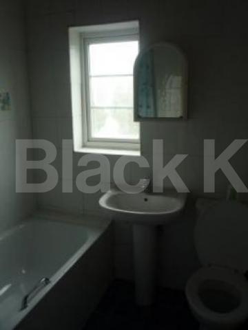 			Bargain!, 2 Bedroom, 1 bath, 1 reception Ground Floor Flat			 Crown Road, Muswell Hill