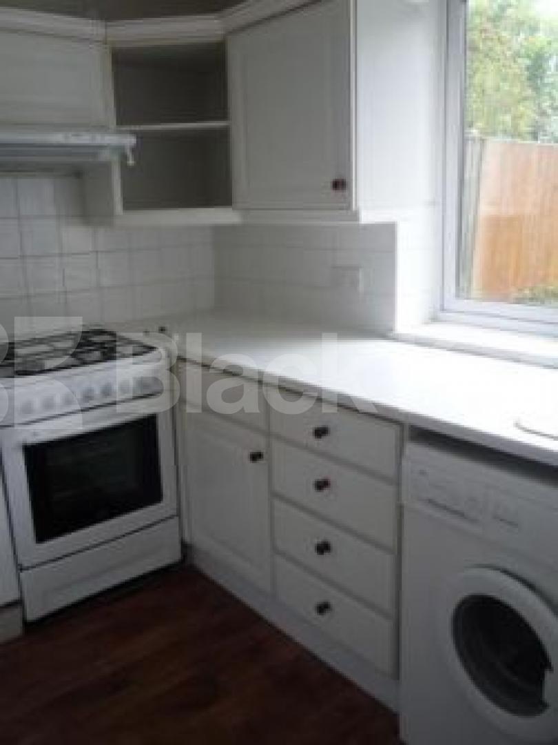 			Great value for money!, 2 Bedroom, 1 bath, 1 reception Flat			 Barnard Hill, MUSWELL HILL