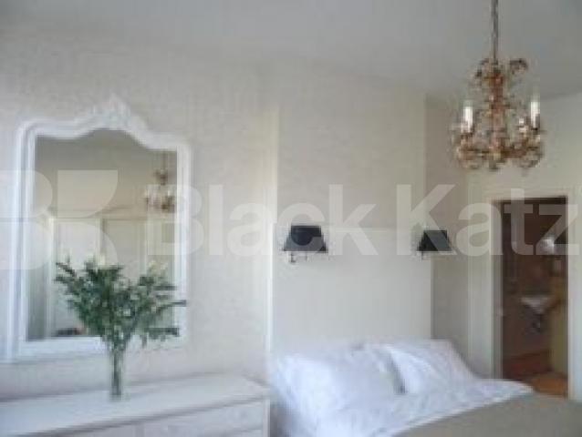 			1 Bedroom, 1 bath, 1 reception Ground Floor Flat			 Westbury Ave, TURNPIKE LANE