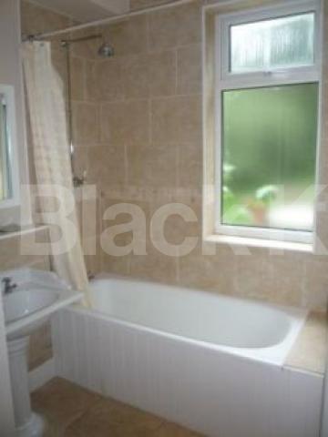 			LET!, 2 Bedroom, 1 bath, 1 reception Ground Floor Flat			 Nelson Road, CROUCH END