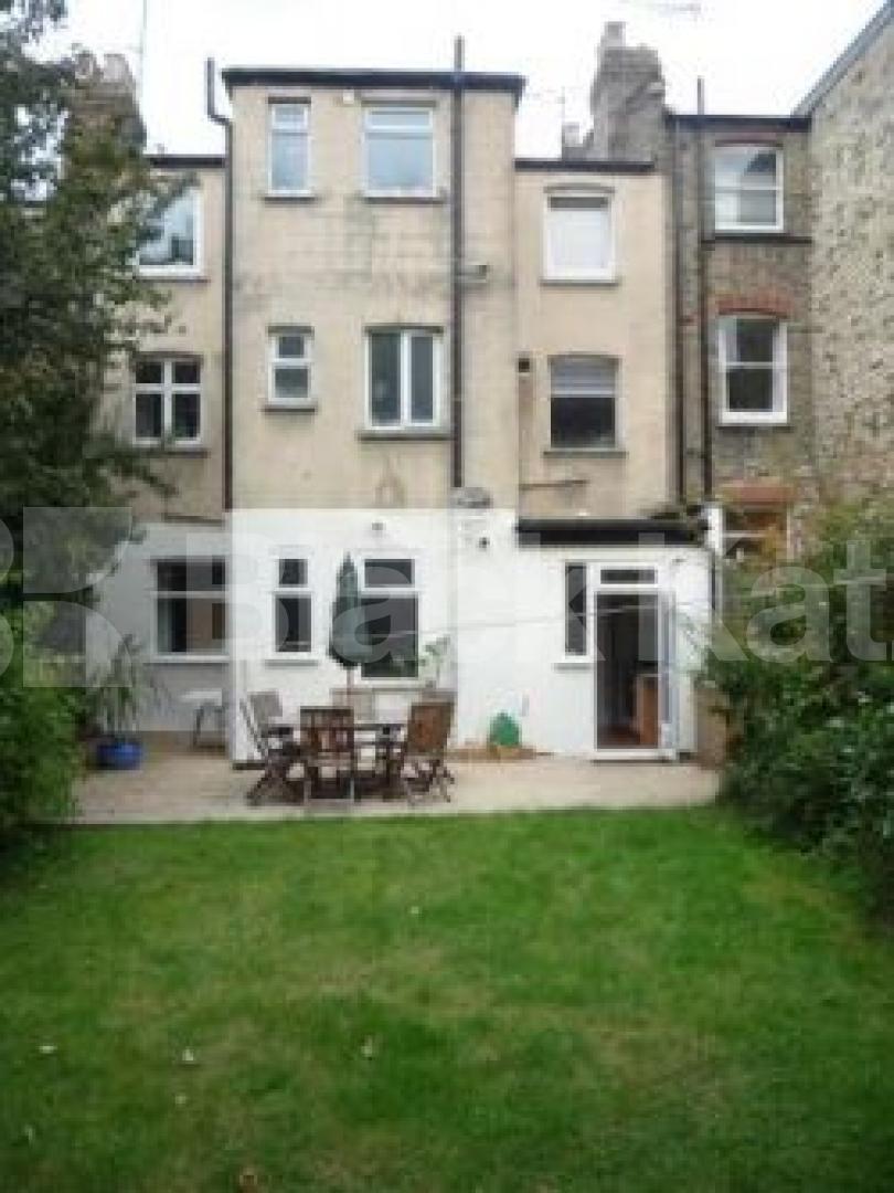 			LET!, 2 Bedroom, 1 bath, 1 reception Ground Floor Flat			 Nelson Road, CROUCH END