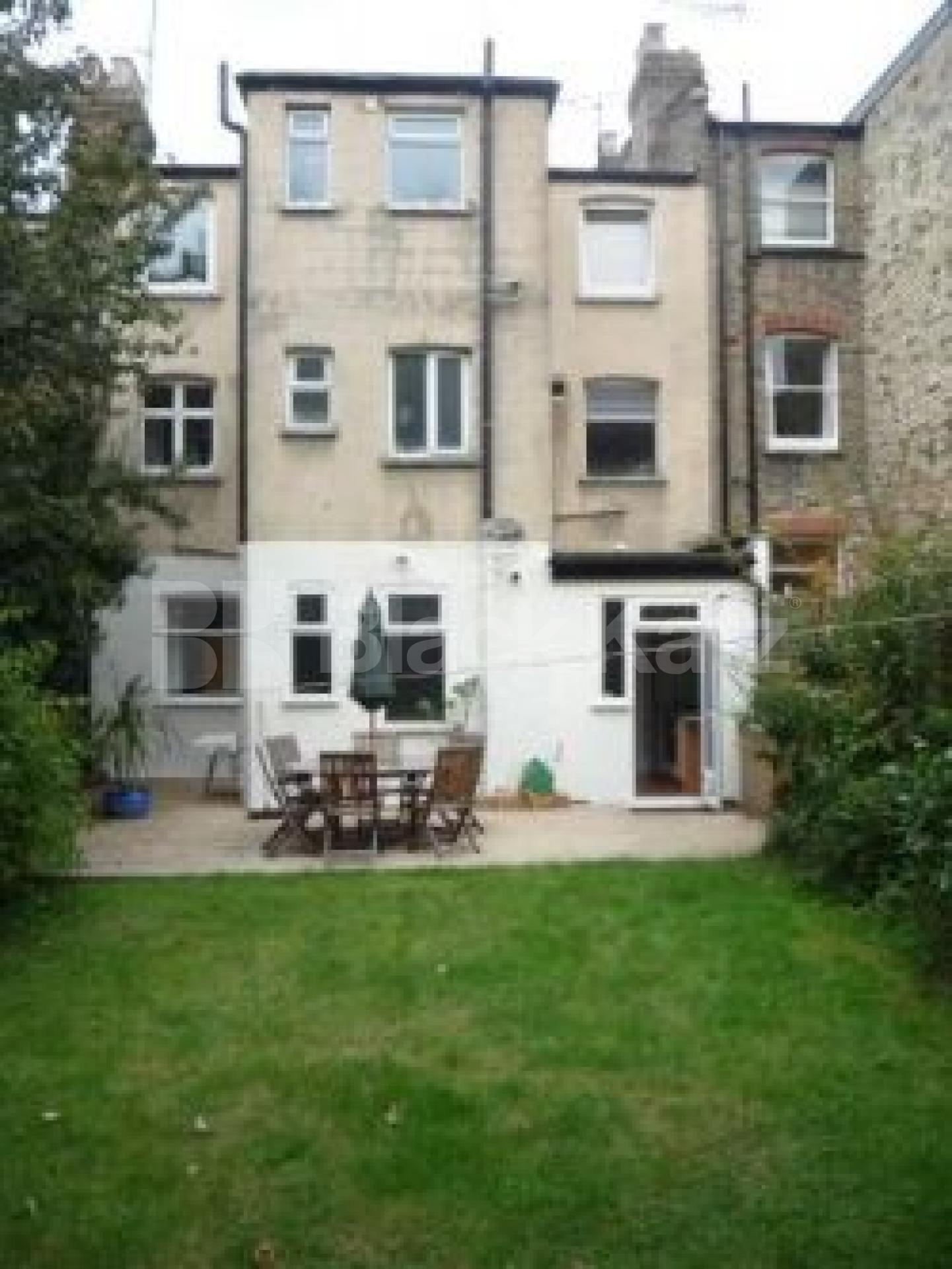 			LET!, 2 Bedroom, 1 bath, 1 reception Ground Floor Flat			 Nelson Road, CROUCH END N8