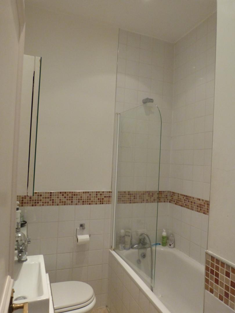 			1 Bedroom, 1 bath, 1 reception Flat			 Hemstal Road, WEST HAMPSTEAD