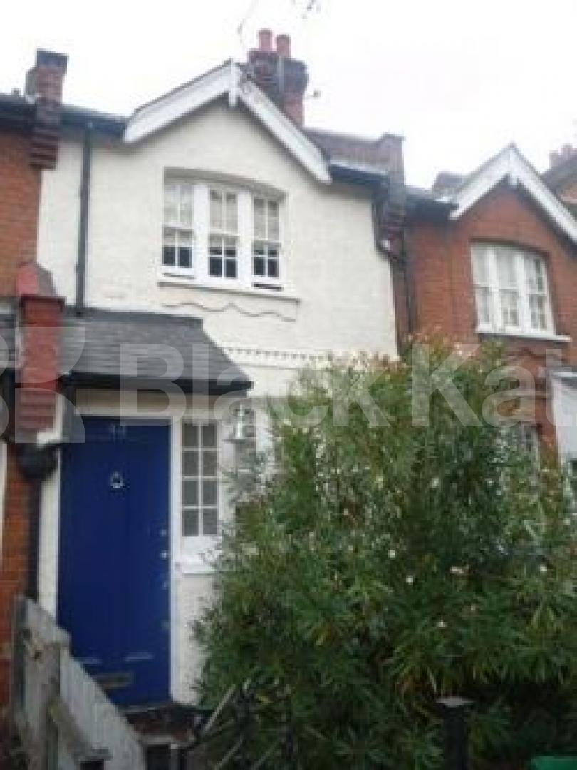 			2 Bedroom, 1 bath, 1 reception House			 Beechwood Road, Crouch End