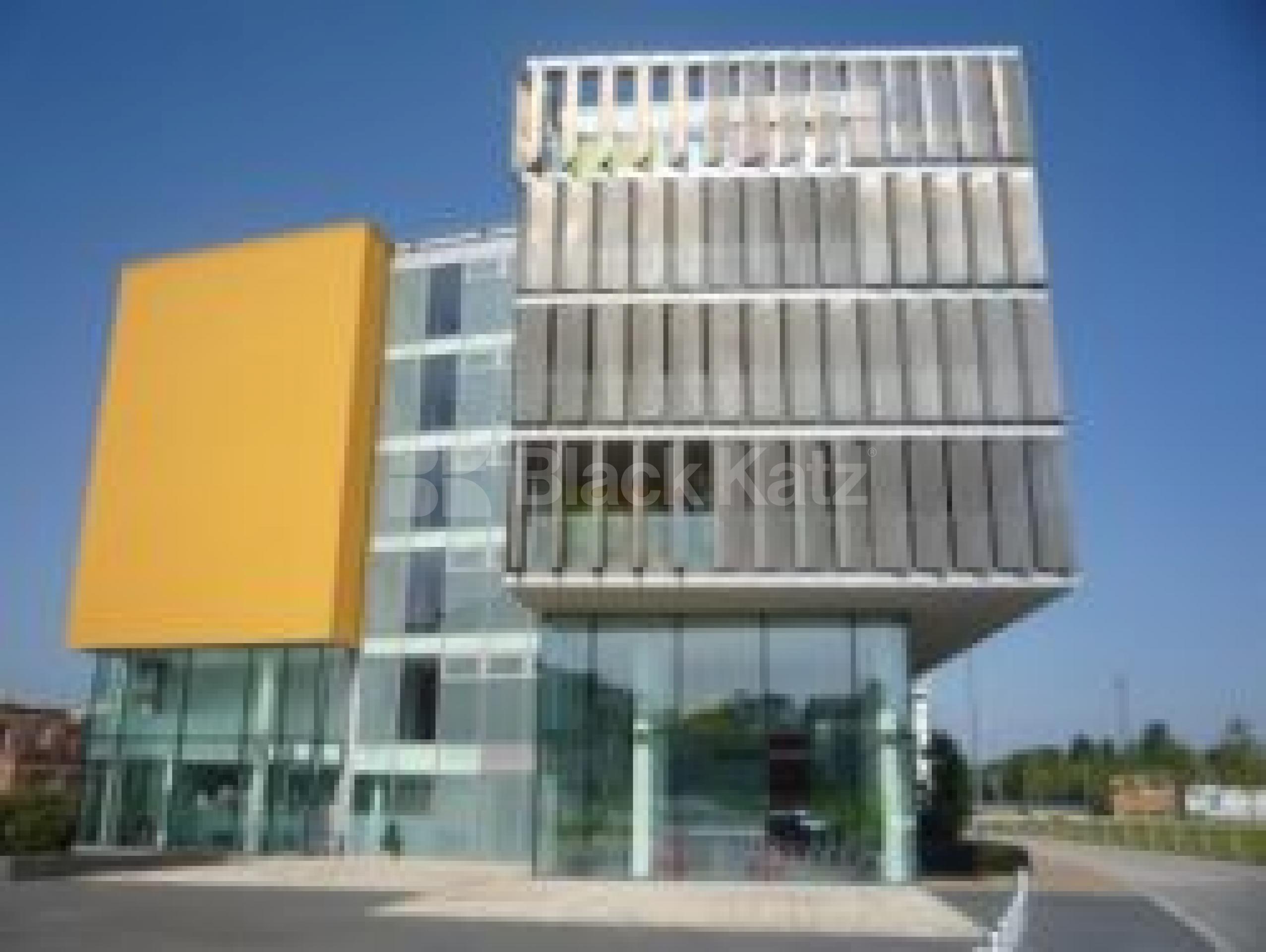 			LET!, 2 Bedroom, 1 bath, 1 reception Flat			 New River Village, Crouch End N8