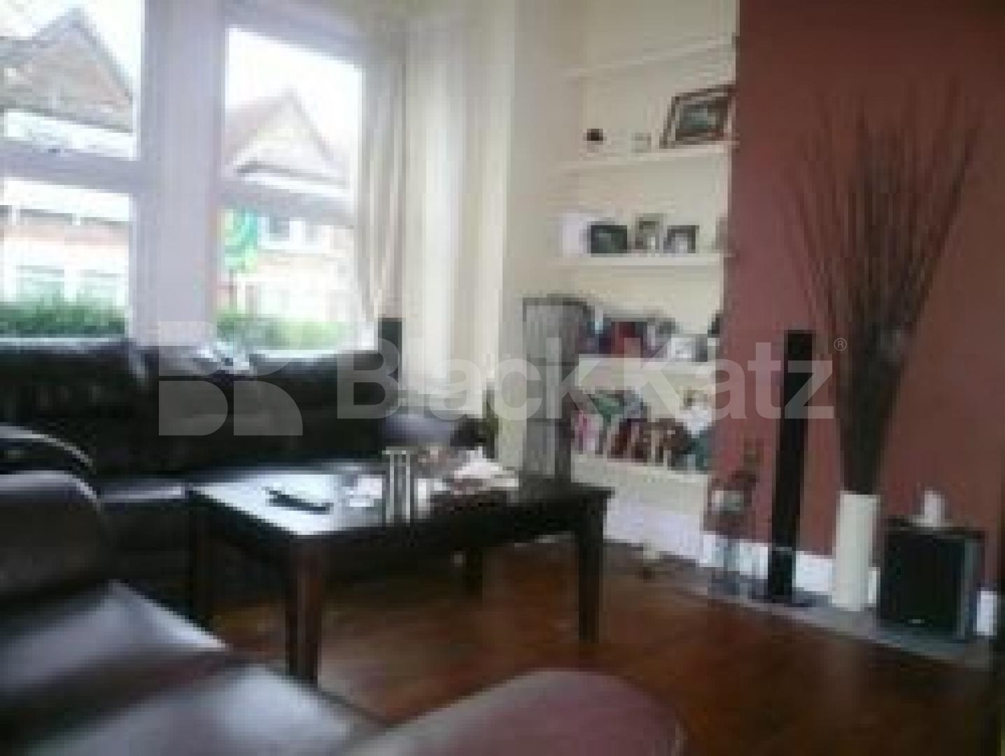 			LET, 2 Bedroom, 1 bath, 1 reception Flat			 Northbrook Road, BOUNDS GREEN