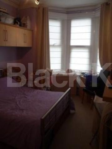 			LET!, 1 Bedroom, 1 bath, 1 reception Ground Floor Flat			 Falkland Road, Hornsey