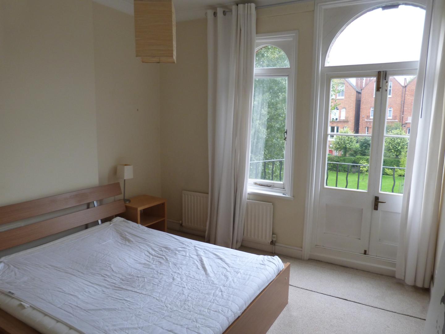 			2 Bedroom, 1 bath, 1 reception Flat			 Greencroft Gardens, WEST HAMPSTEAD