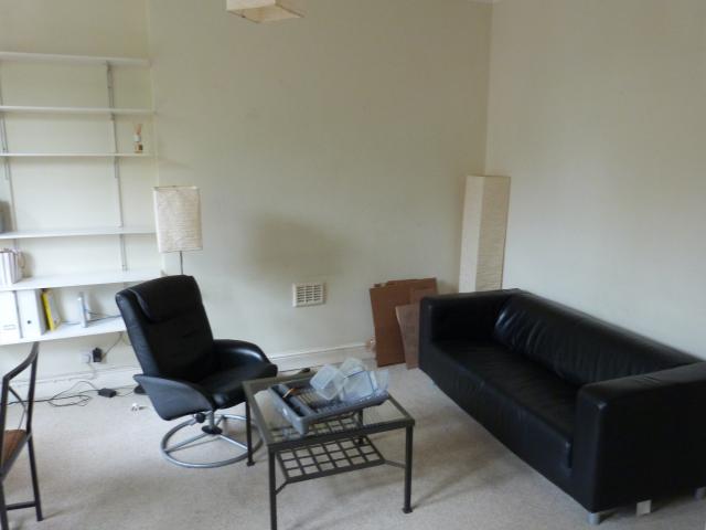			2 Bedroom, 1 bath, 1 reception Flat			 Greencroft Gardens, WEST HAMPSTEAD