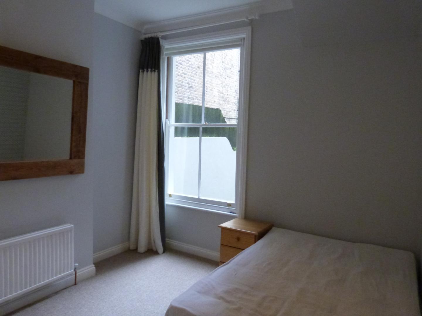 			GARDEN FLAT!, 2 Bedroom, 1 bath, 1 reception Flat			 Macroom Road, QUEENS PARK/MAIDA VALE