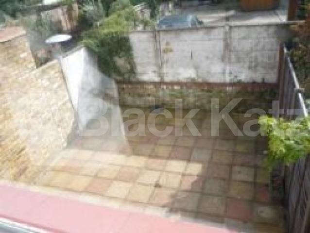 			LET!, 2 Bedroom, 1 bath, 1 reception House			 Lynton Road, CROUCH END